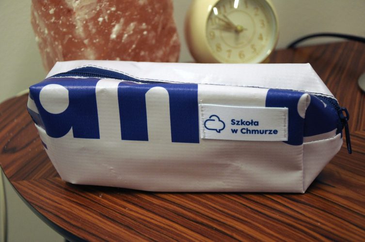 Piórnik LIMITOWANA KOLEKCJA: drugie życie banera Szkoły w Chmurze - obrazek 2